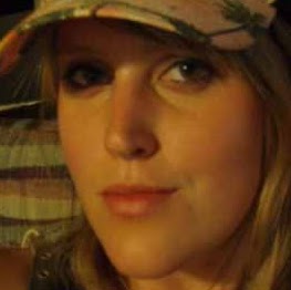 Stephanie Barr Photo 41
