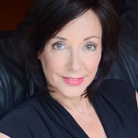 Cynthia Burris Photo 32