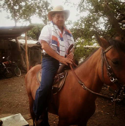 Jorge Bermudez Photo 18