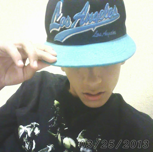 Hector Palacios Photo 32