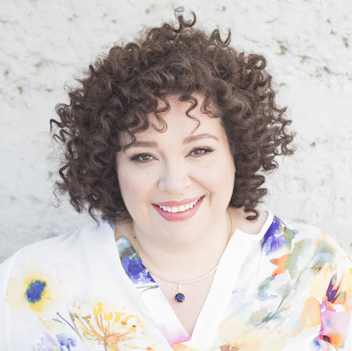 Lisa Young Photo 16