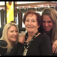 Alison Herman Photo 21