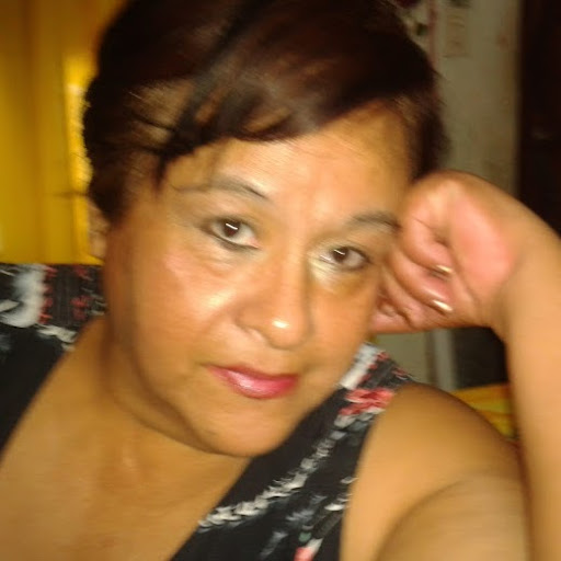 Angelica Aguirre Photo 16