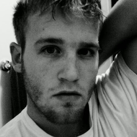 Derek Riddle Photo 32