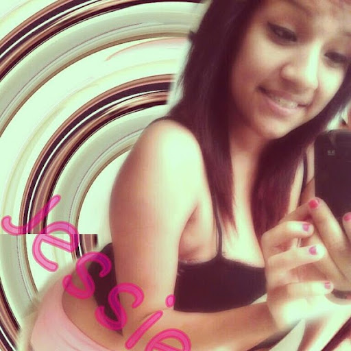 Jessie Ruiz Photo 36