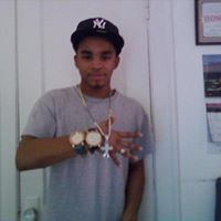 Antonio Roberson Photo 11
