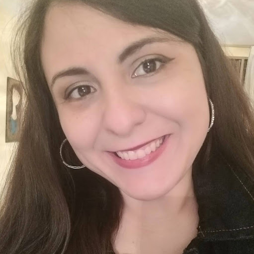 Jennifer Quintero Photo 27