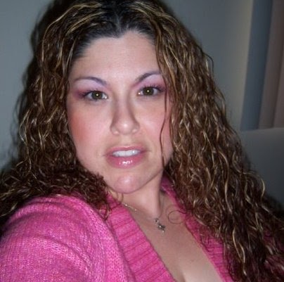 Martha Castaneda Photo 40