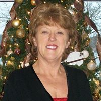 Lynn Young Photo 37