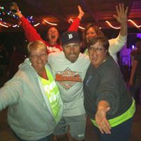 Scott Bond Photo 48