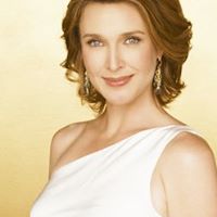 Alice Young Photo 38