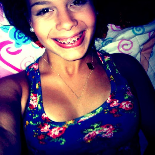 Arianna Gonzalez Photo 31