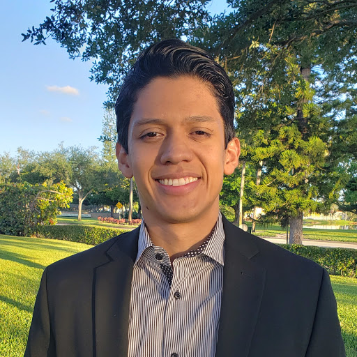 Hector Robles Photo 8