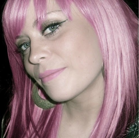 Sara Scott Photo 43