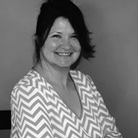 Marietta Davis Photo 26