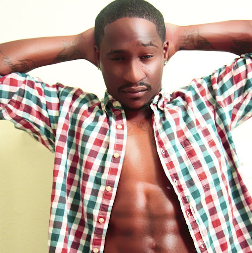 Derrick Ballard Photo 39