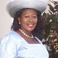 Mary Cromwell Photo 26
