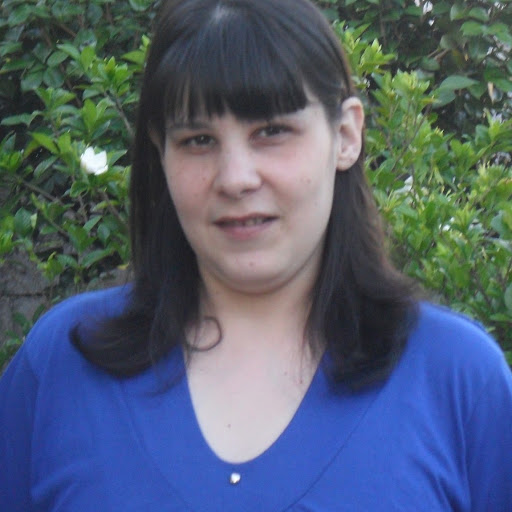 Leticia Hernandez Photo 11