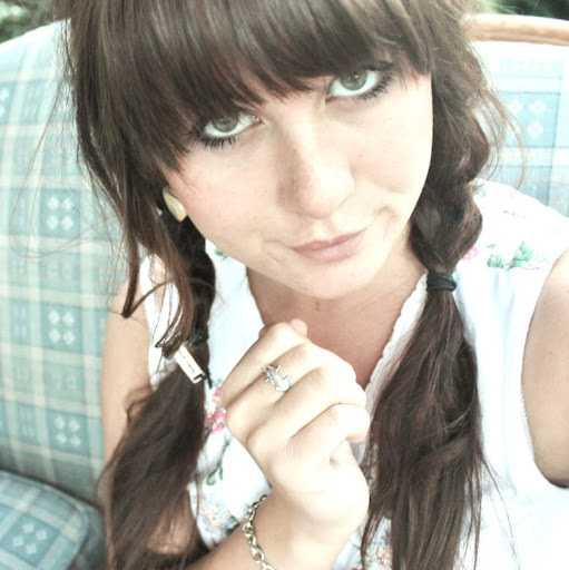 Theresa Strain Photo 8