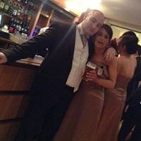 Michelle Mcloughlin Photo 28