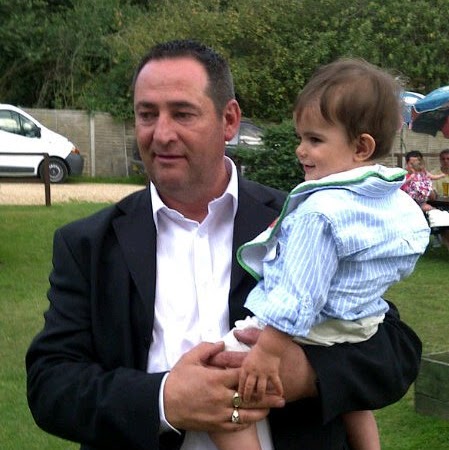 Mark Beveridge Photo 14