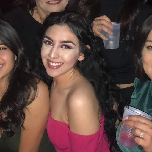 Diane Vazquez Photo 25