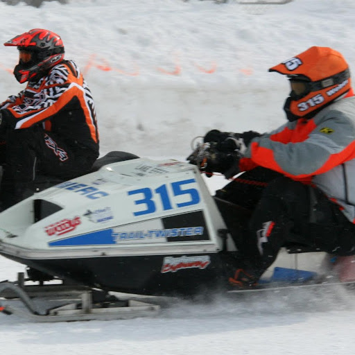 Wade Weber Photo 21