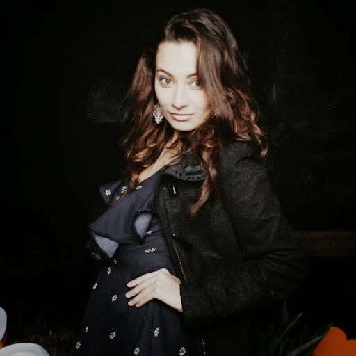 Ana Contreras Photo 22