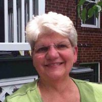 Terri Howard Photo 22