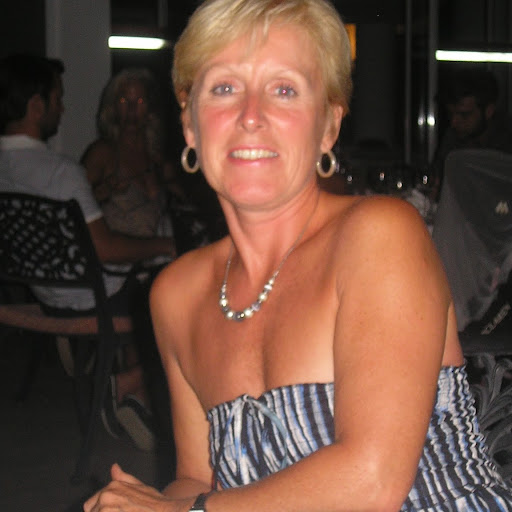 Barbara Fletcher Photo 26
