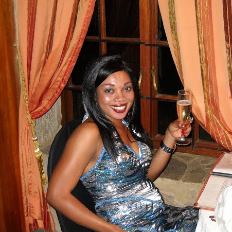 Selina Brown Photo 32