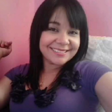 Isabel Luna Photo 37