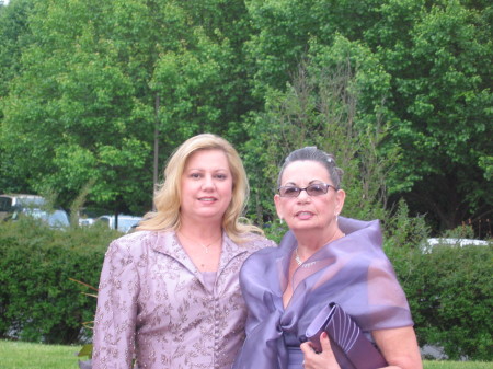 Connie Hooper Photo 18