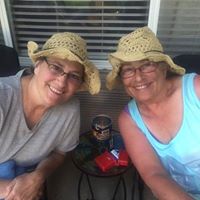 Vicki Winter Photo 36