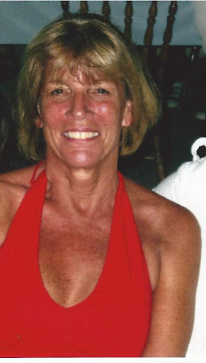 Nancy Grimes Photo 34