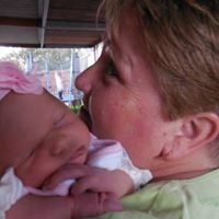 Helen Gay Photo 9