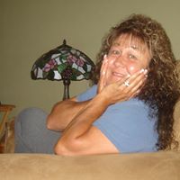 Laura Pike Photo 32