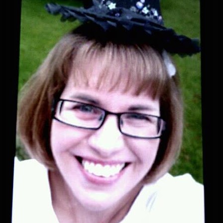 Caroline Howe Photo 12