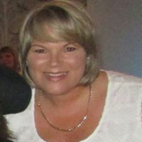 Elizabeth Edmonds Photo 27