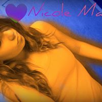 Nicole Perri Photo 4