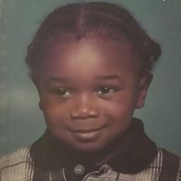 Veronica Dyer Photo 13