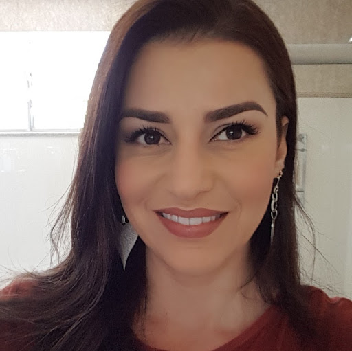 Alexandra Moura Photo 7