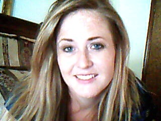 Laura Stark Photo 15