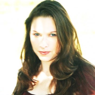 Rachel Winters Photo 31