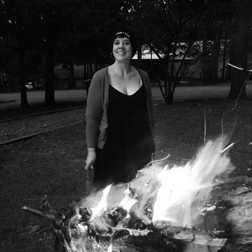 Gretchen Schmidt Photo 23