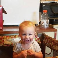 Elizabeth Kiser Photo 15