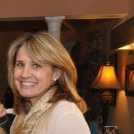 Suzanne Meade Photo 4