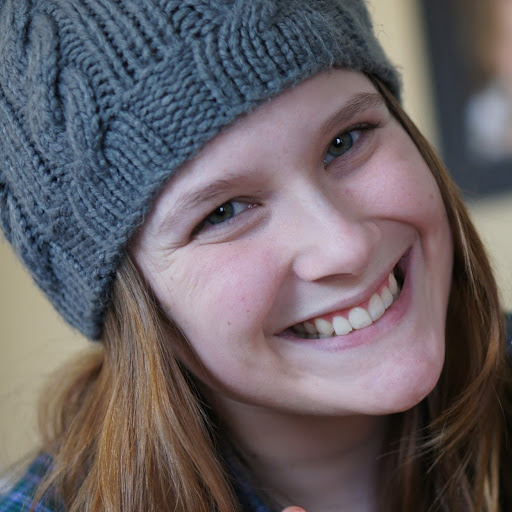 Kristen Larson Photo 40