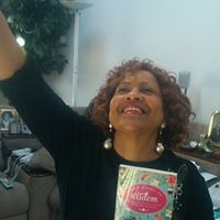 Deborah Reaves Photo 26