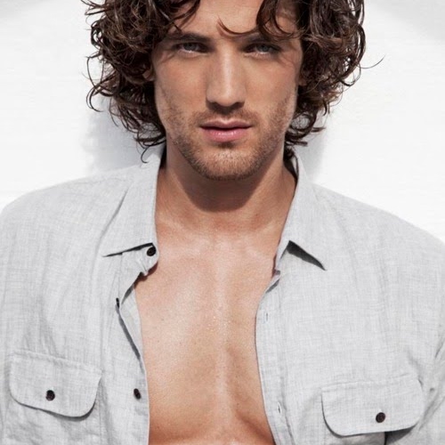 Max Rogers Photo 25